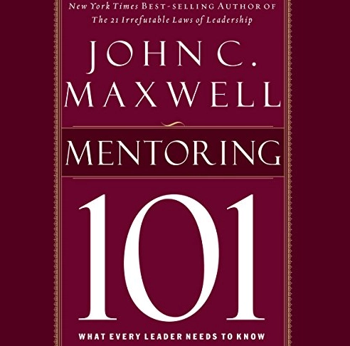 Books on mentoring mentoring 101 by John Maxwell cover.